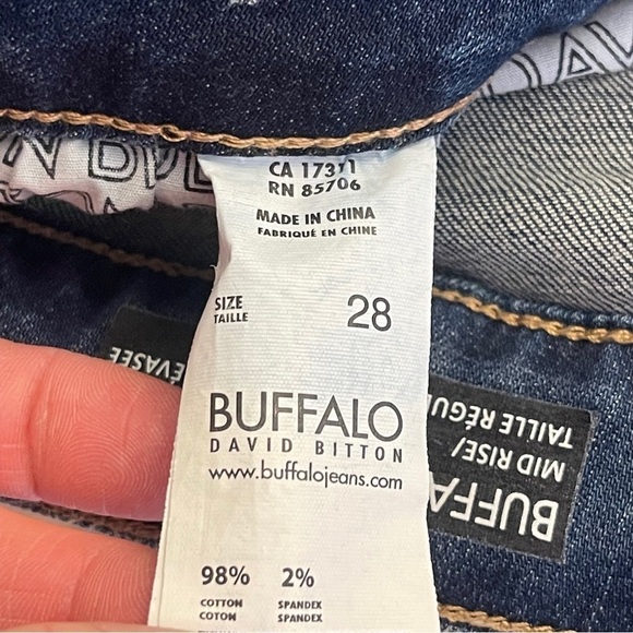 Buffalo David Bitten Mid-Rise Dark Wash Essentia Flare Leg Jeans Size 28… - Picture 8 of 14
